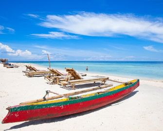 Amigos Bungalows Gili Meno - Pemenang - חוף