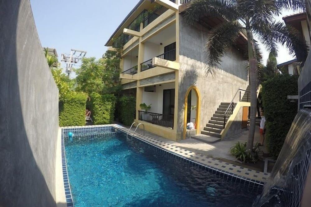 بي هابي ريزورت