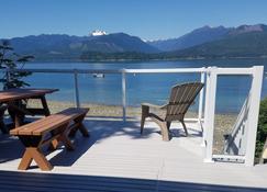 Picturesque Hood Canal Waterfront with Olympic Mountain View - Seabeck - Balcony