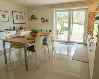 Naturena - Durrães - Sala de jantar