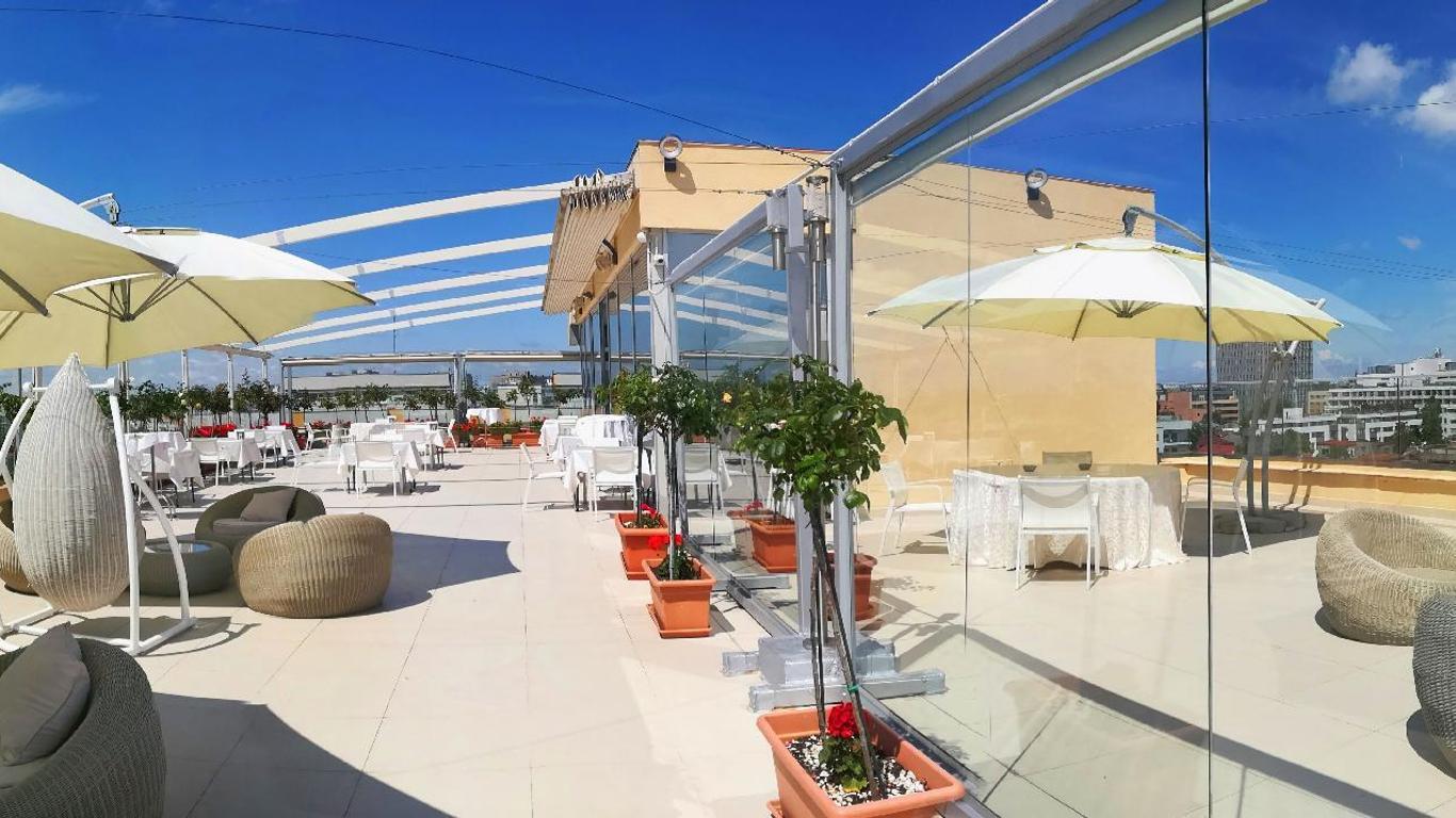 Marshal Garden Hotel