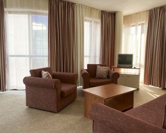 Helios Spa - Goldstrand - Wohnzimmer