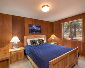 Escape to Sunriver! Near Lake Aspen and River Trails! - Sunriver - Habitación
