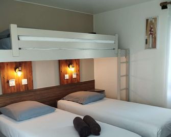 Kyriad Direct Saintes - Saintes - Habitación