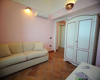 B&B Il Porticciolo di Amalfi - אמלפי - סלון