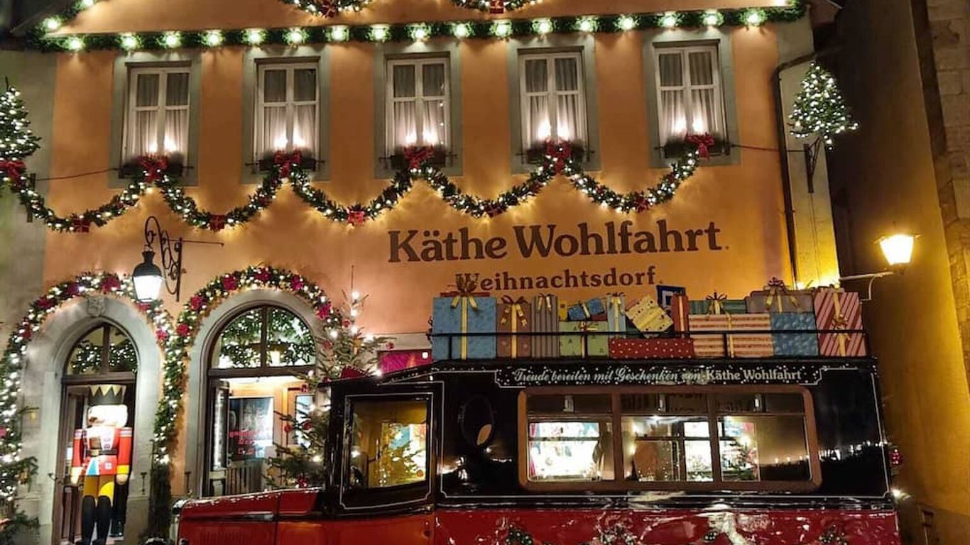 هوتل هيرنسشلويسسشين