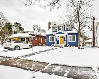 South Bend Home 1 Mi to Notre Dame! - South Bend - Building