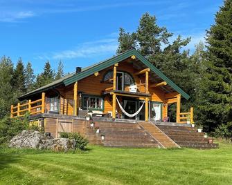 Timber House With Private Beach And Boat - Sundsvall - Bygning