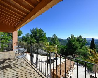 Fully renovated farmhouse with swimming pool and 180° sea view - La Cadière-d'Azur - Balcony