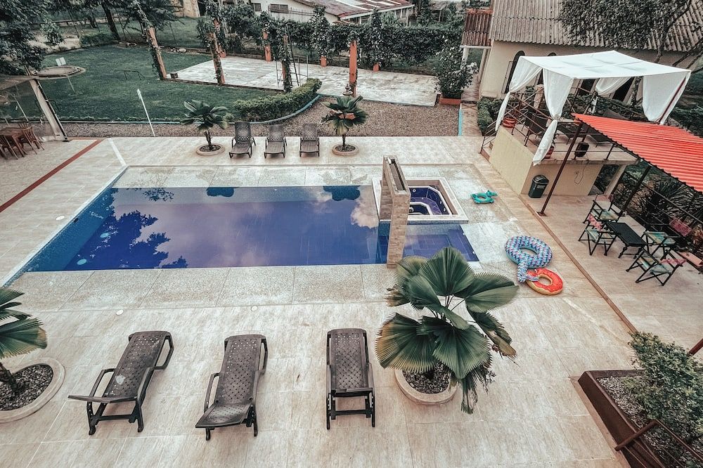 New Western Llanos Stay - Acacías - Piscina