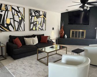 Arlington/Grand Prairie Stay - Mansfield - Sala de estar