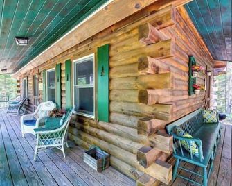 Eden Village Motel & Cottages - Bar Harbor - Patio