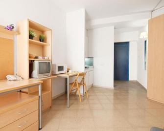 Residencia Universitaria Francesc Giralt - Terrassa - Room amenity