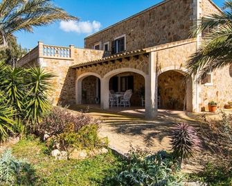 Villa with pool very close to Es Trenc Beach - Campos - Bâtiment