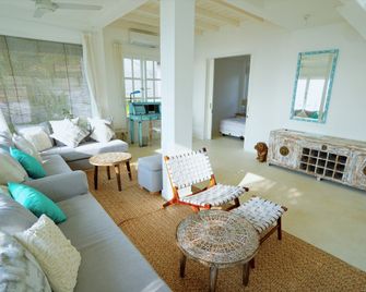 Mayo Resort - Seririt - Sala de estar