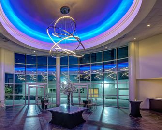 Sheraton Eatontown Hotel - Eatontown - Lobby