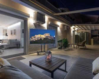 Sunny & Luxurious Penthouse with Terrace - Athens - Living room