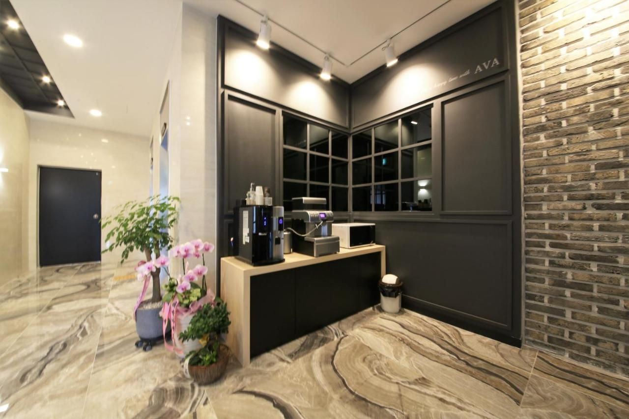 Premium Ava Hotel Sasang thumbnail 2