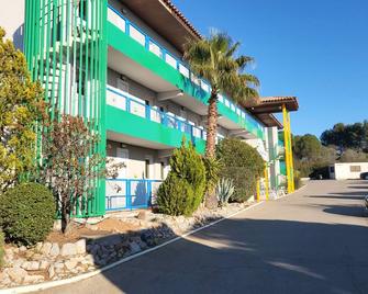 Brit Hotel Essentiel Sète / Balaruc - Balaruc-les-Bains - Budynek