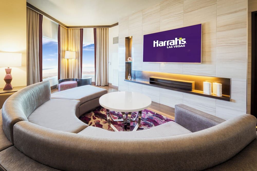 Harrah's Las Vegas Hotel & Casino thumbnail 3