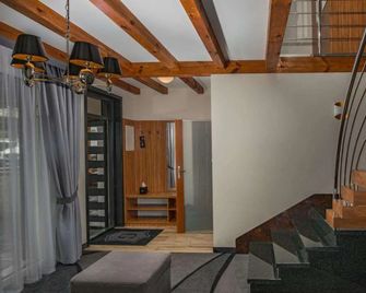 Hotel & Restauracja Gniecki - Hrubieszów - Schody