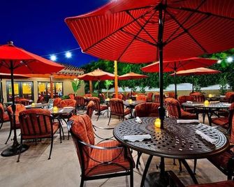 لوس أربوليس هوتل - بالم سبرينغس - مطعم