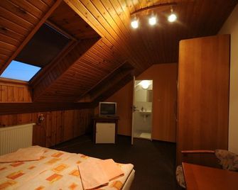 Hotel Squash Centrum - Prievidza - Bedroom