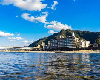 Juhachiro - Gifu
