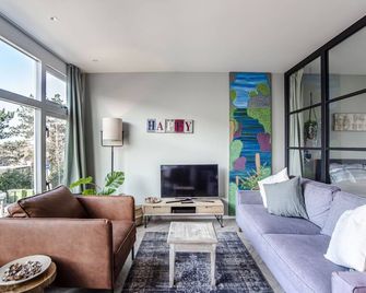 Shell 61 - Zandvoort - Living room