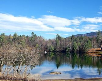 Cozy, lake & mountain views, AC, TV/DVD, pool/fitness club. D0045 by LRS - North Woodstock - Vista del exterior