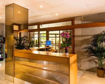 Apartamentos Guitart - Lloret de Mar - Vastaanotto