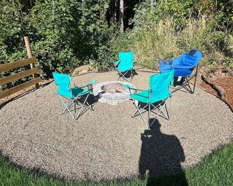 Mountain Foresty Haven and Spa - Kelso - Patio
