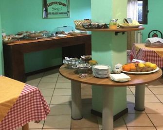 Risthotel Pianura Inn - Busnago - Buffet