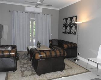 Barklysuites Apartments - Rutherglen - Living room