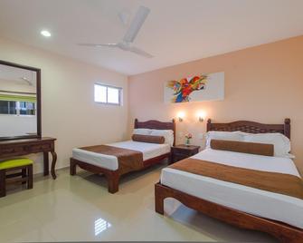 Hotel Posada Papagayo - Playa del Carmen