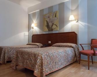 Hotel Unzaga Plaza - Eibar - Bedroom