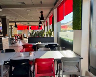 Ibis Katowice Zabrze - Забже - Ресторан