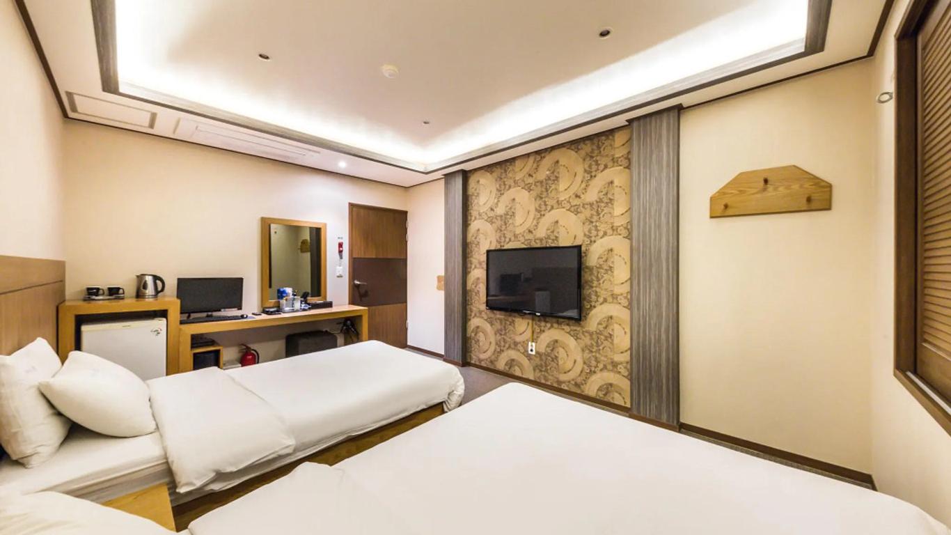 Hotel W Topdong