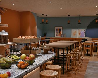 ibis Styles Charleroi Airport Aero 44 - Шарлеруа - Їдальня