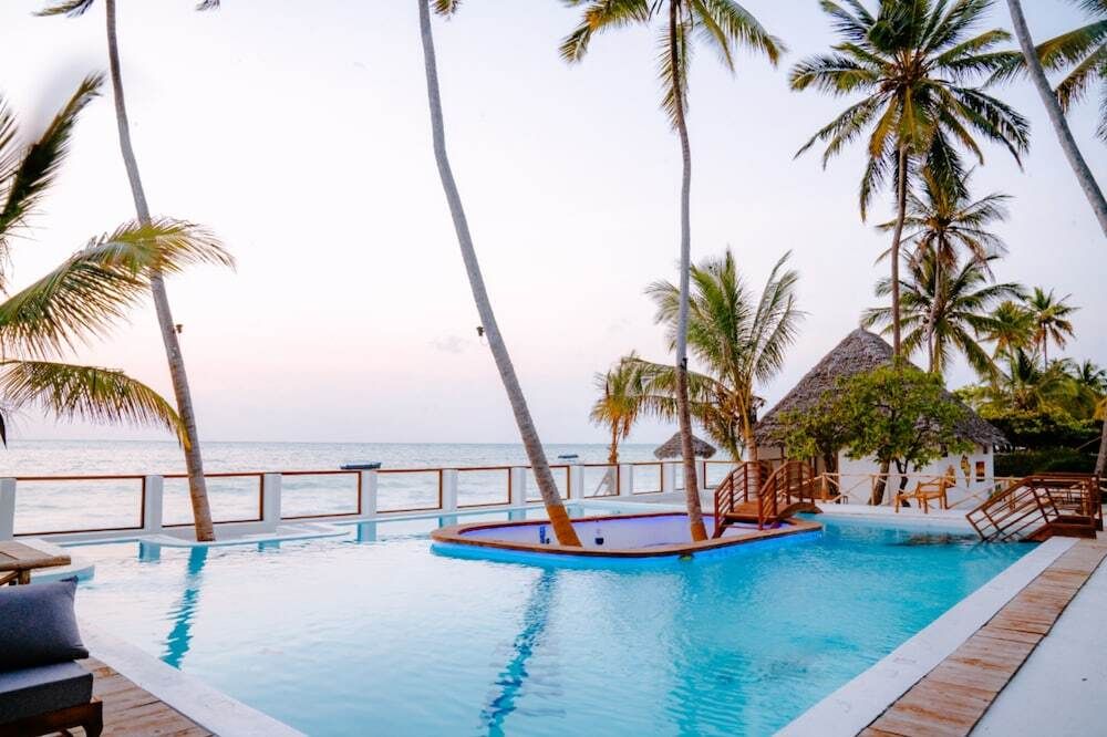 Sherekea Hotel - Bwejuu - Pool