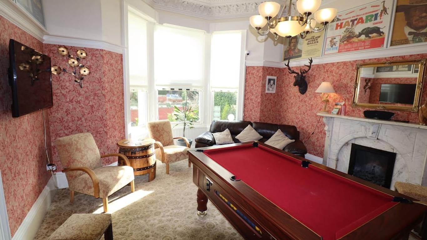 The Raincliffe Hotel