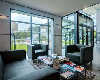 Zenitude Hôtel-Résidences Bordeaux Aéroport Mérignac - Mérignac - Lobby