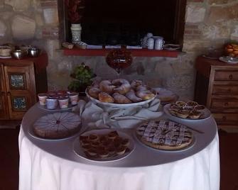 Masseria Rocca di Gonato - Castelbuono - Buffet
