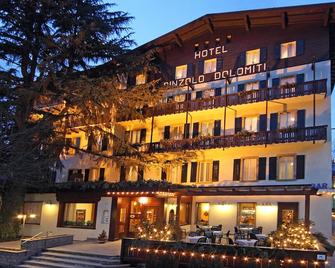 Hotel Pinzolo-Dolomiti - Pinzolo - Building
