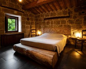 Agriturismo Biologico Sant'Egle - Sorano - Schlafzimmer