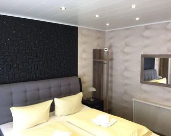 هوتل هول - Cochem - غرفة نوم