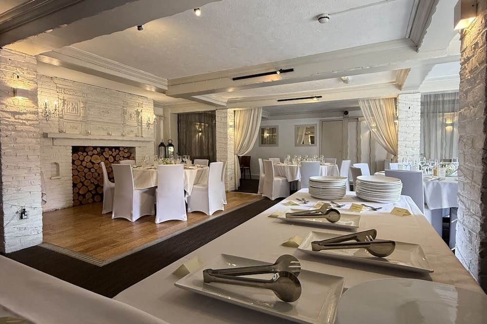 The Blue Anchor - קולצ'סטר - מסעדה