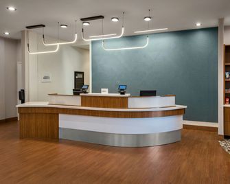 SpringHill Suites by Marriott Buffalo Airport - Williamsville - Receptionist