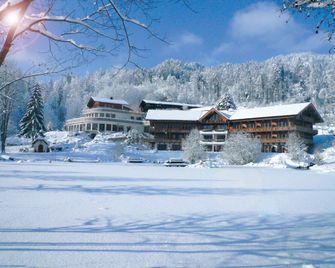 Feuriger Tatzlwurm Berghotel & Spa, BW Signature Collection - Oberaudorf - Gebäude