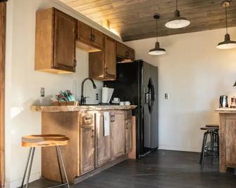 Little Bit Farm - Create your own stay - Canton - Keuken